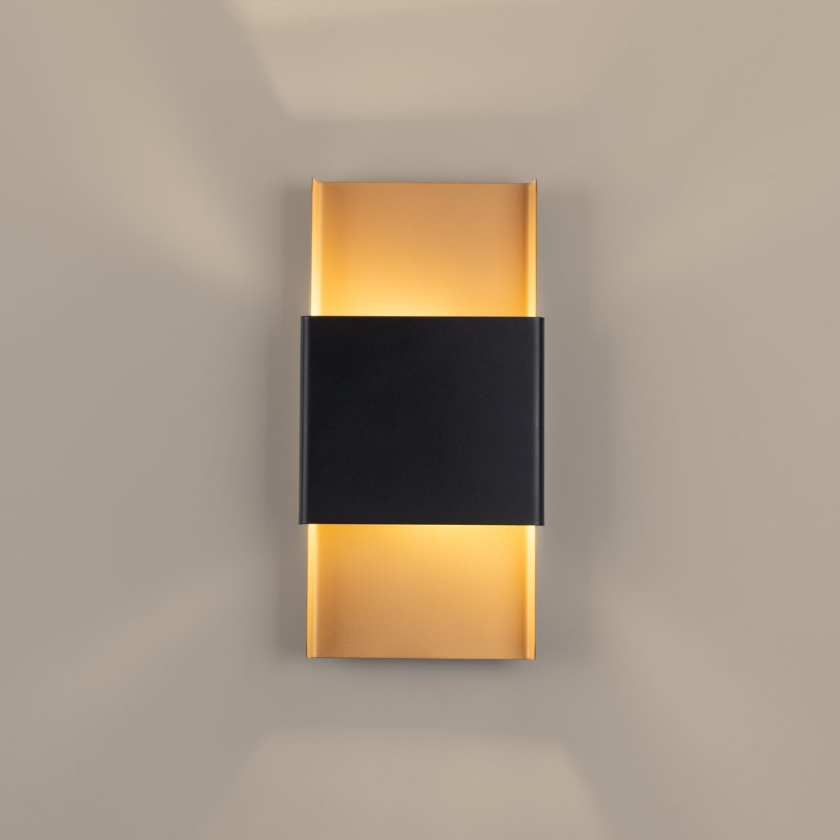 Durlin - Wandleuchte aus gold-/schwarzem Stahl