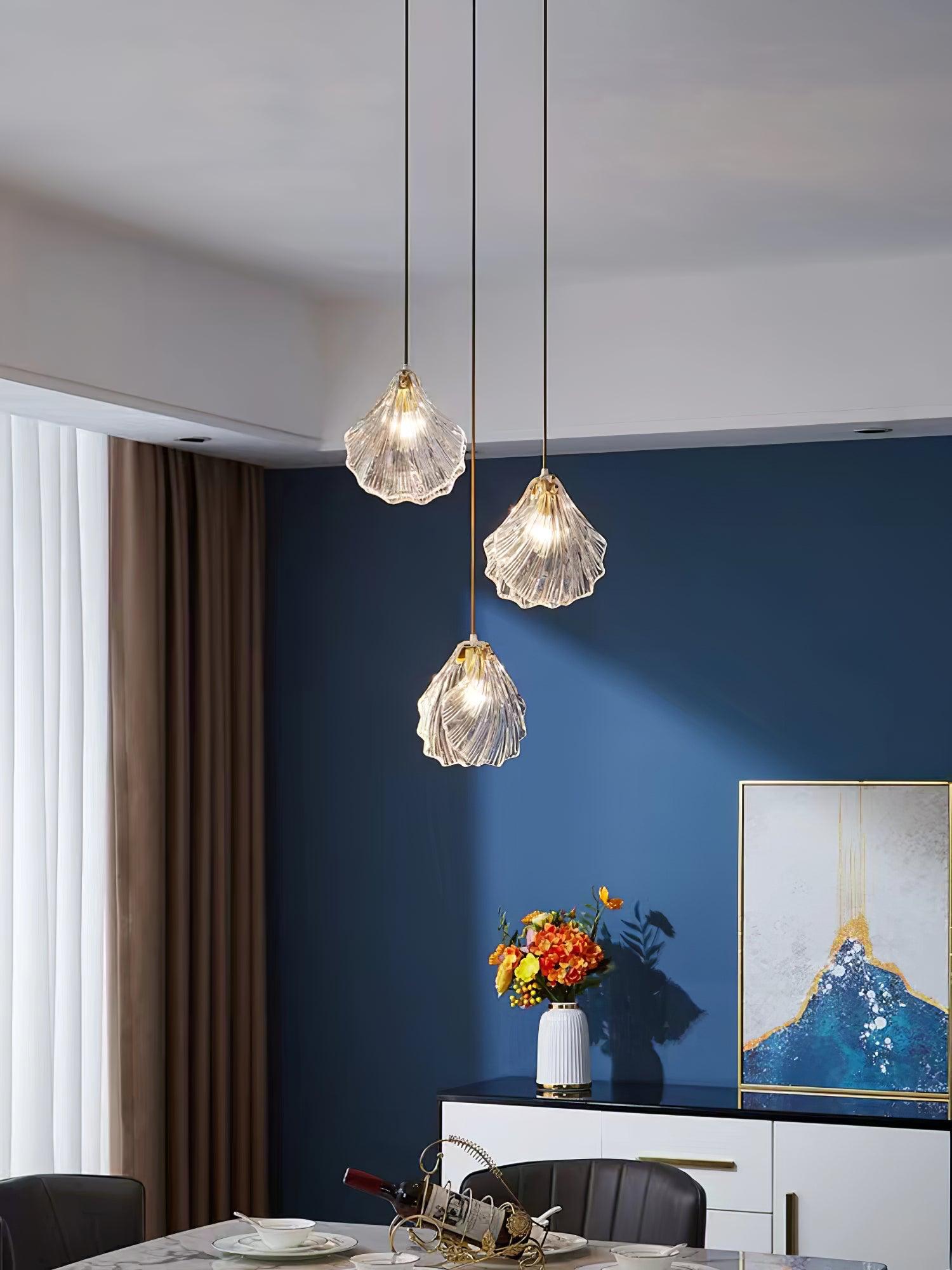 Shell“ - Mini-Pendelleuchte Shell aus Messing und Glas