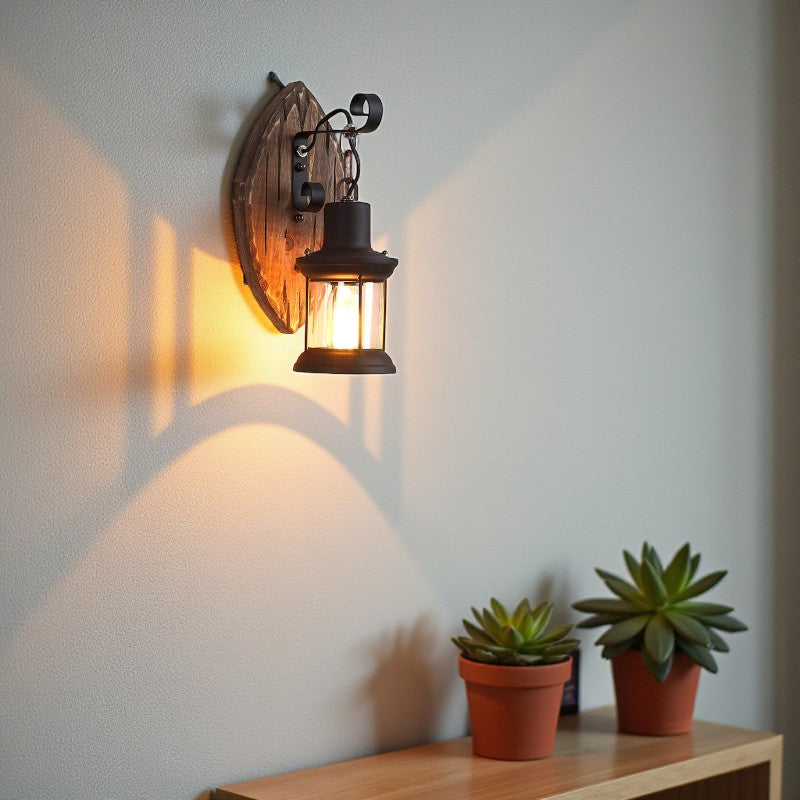 Weatherix - Vintage Holz-Wandleuchte mit Eisenschirm