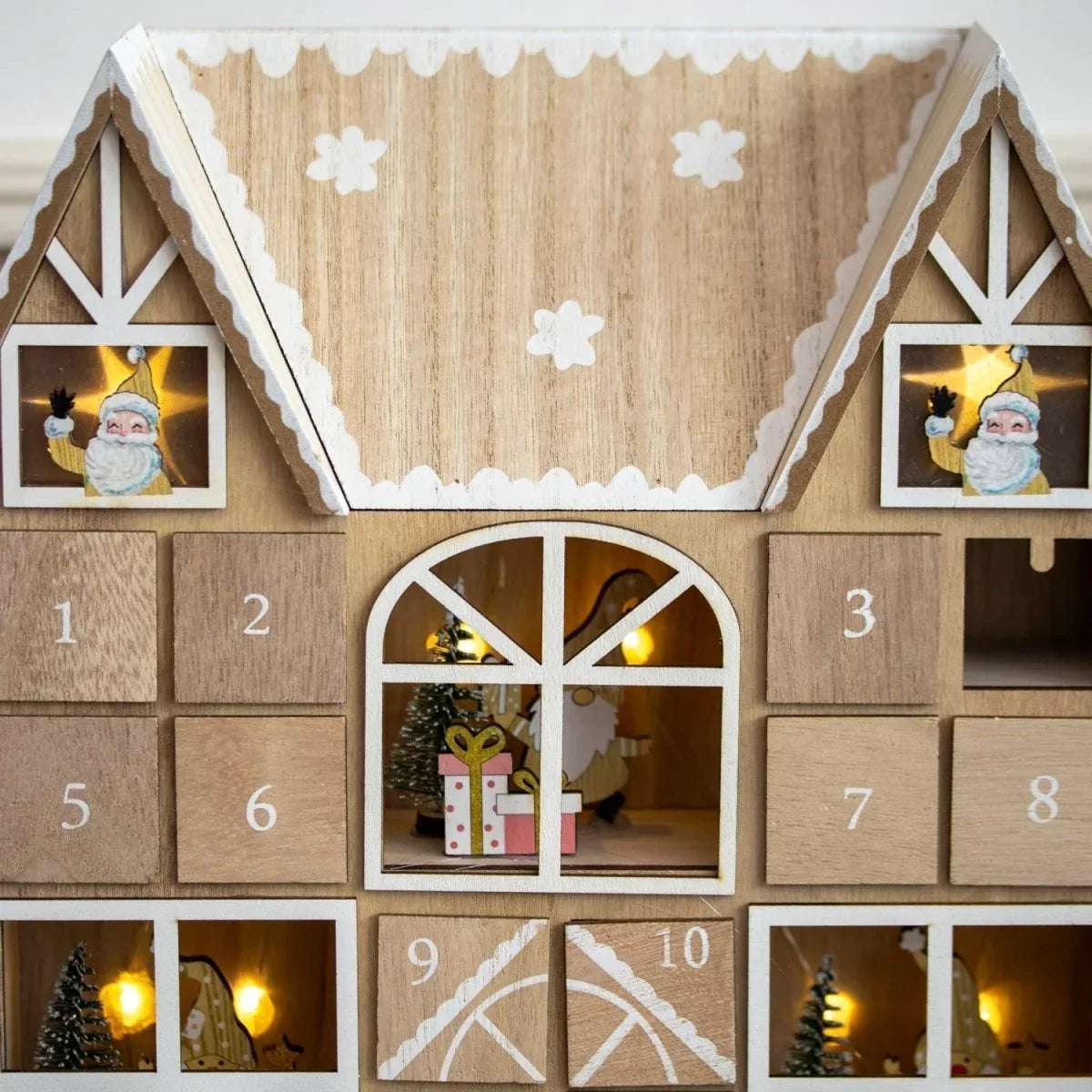 TimberGlow - Adventskalender aus Holz mit LED-Licht