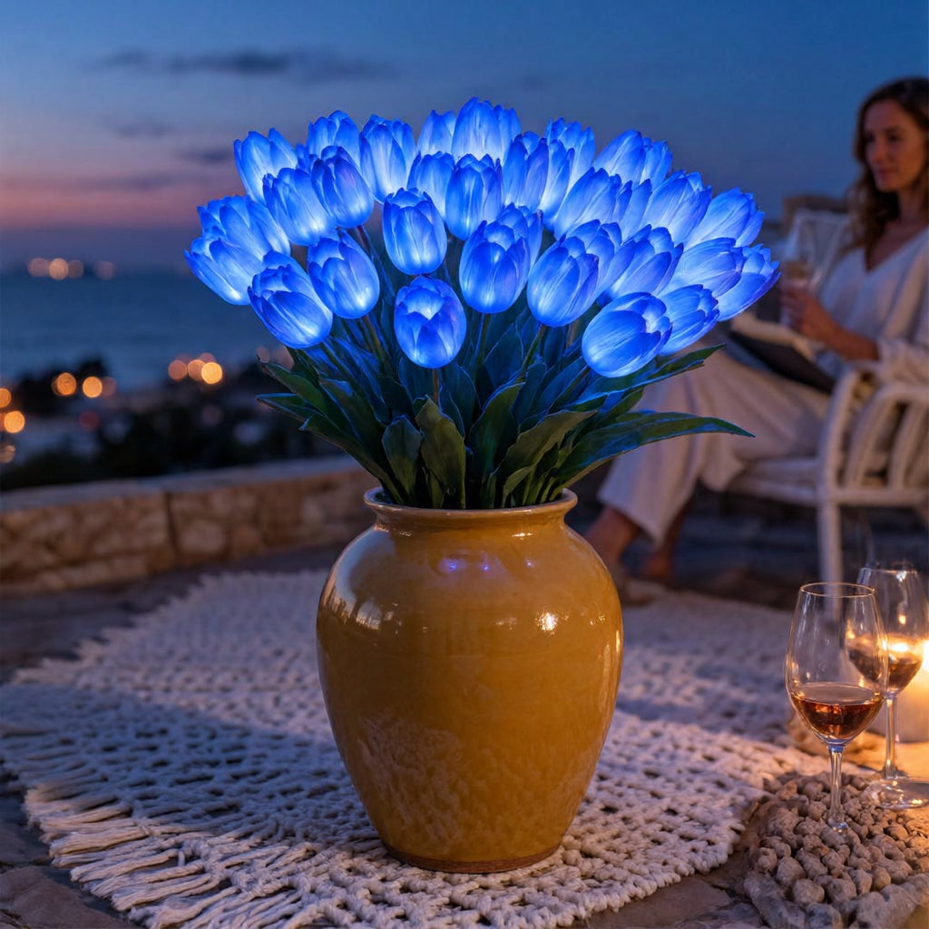 Tulipora – Tulpenförmige LED-Lampe mit 15 Lichtern
