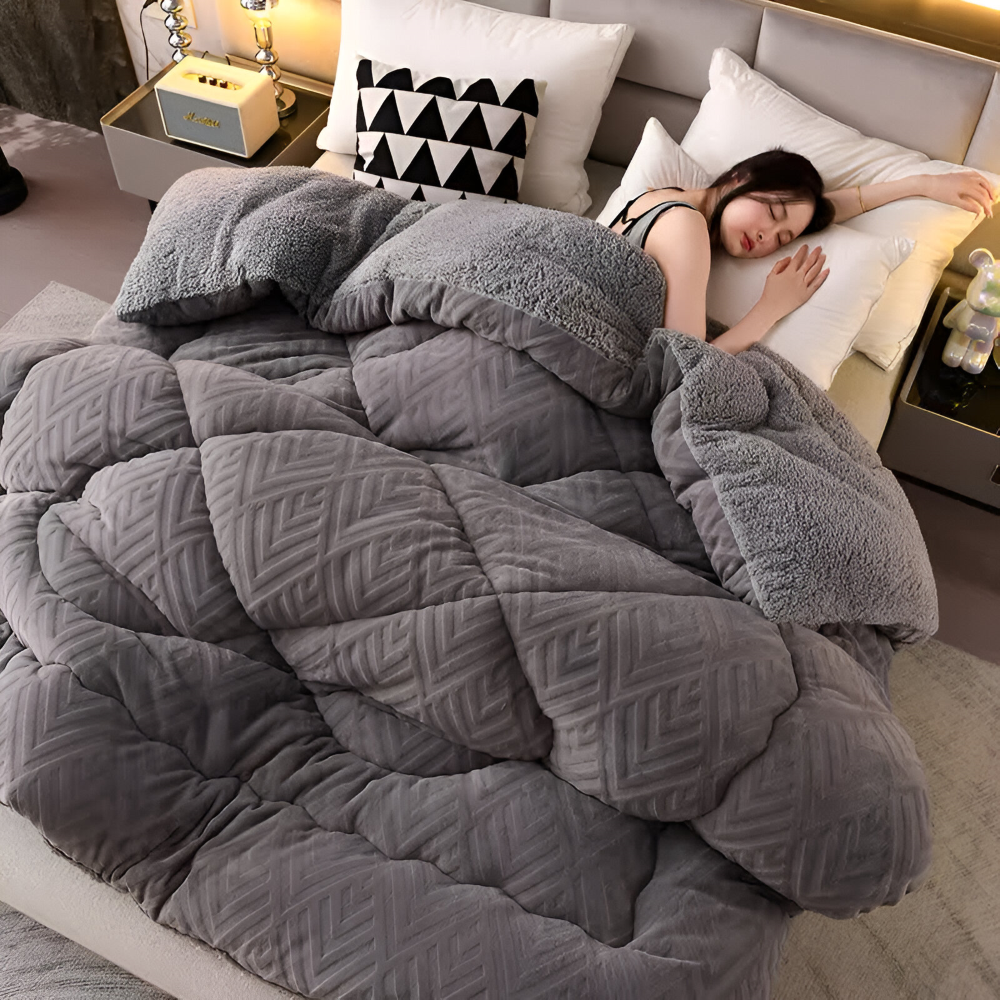 Sherpa - Fleece Bettdecke mit gestepptem Innenfutter