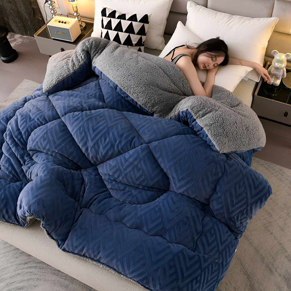 Sherpa - Fleece Bettdecke mit gestepptem Innenfutter