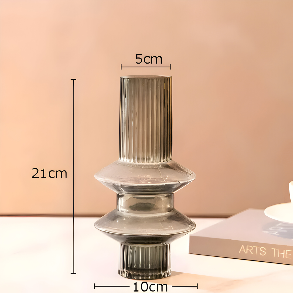 Elegante Amberglas-Vase - Zeitgenössisches Dekorationsstück für stilvolle Wohnräume