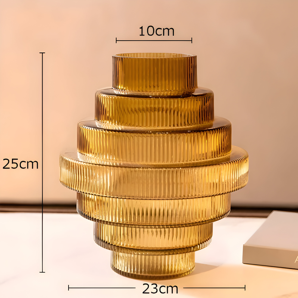 Elegante Amberglas-Vase - Zeitgenössisches Dekorationsstück für stilvolle Wohnräume