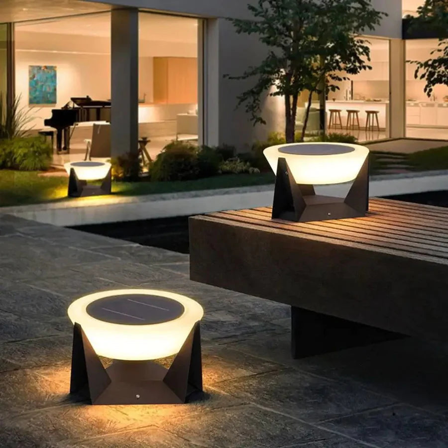 Landinglight - Solar Außenlampe IP65 27×27 cm