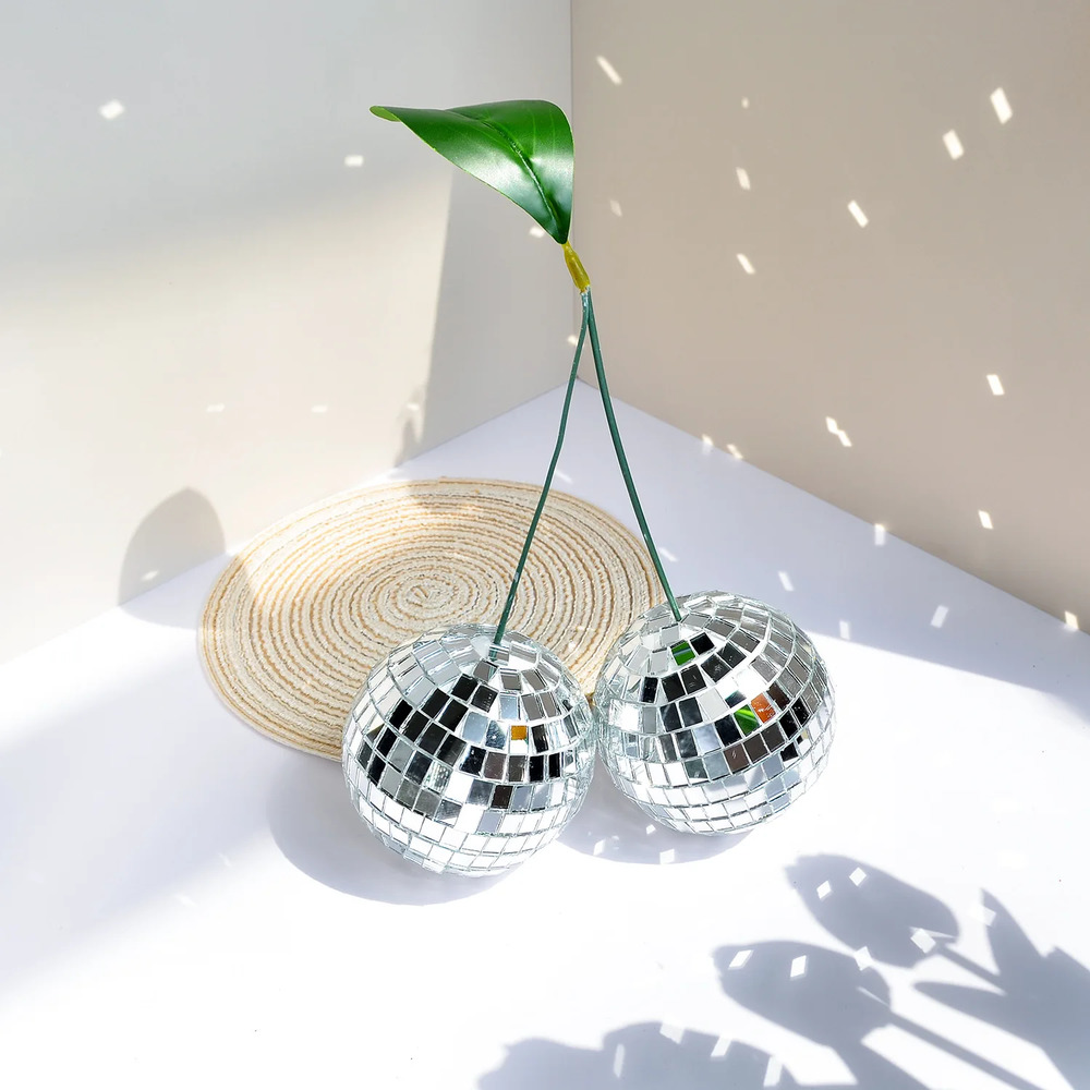 Kirsch-Discokugel - Glas 10 cm handgefertigt