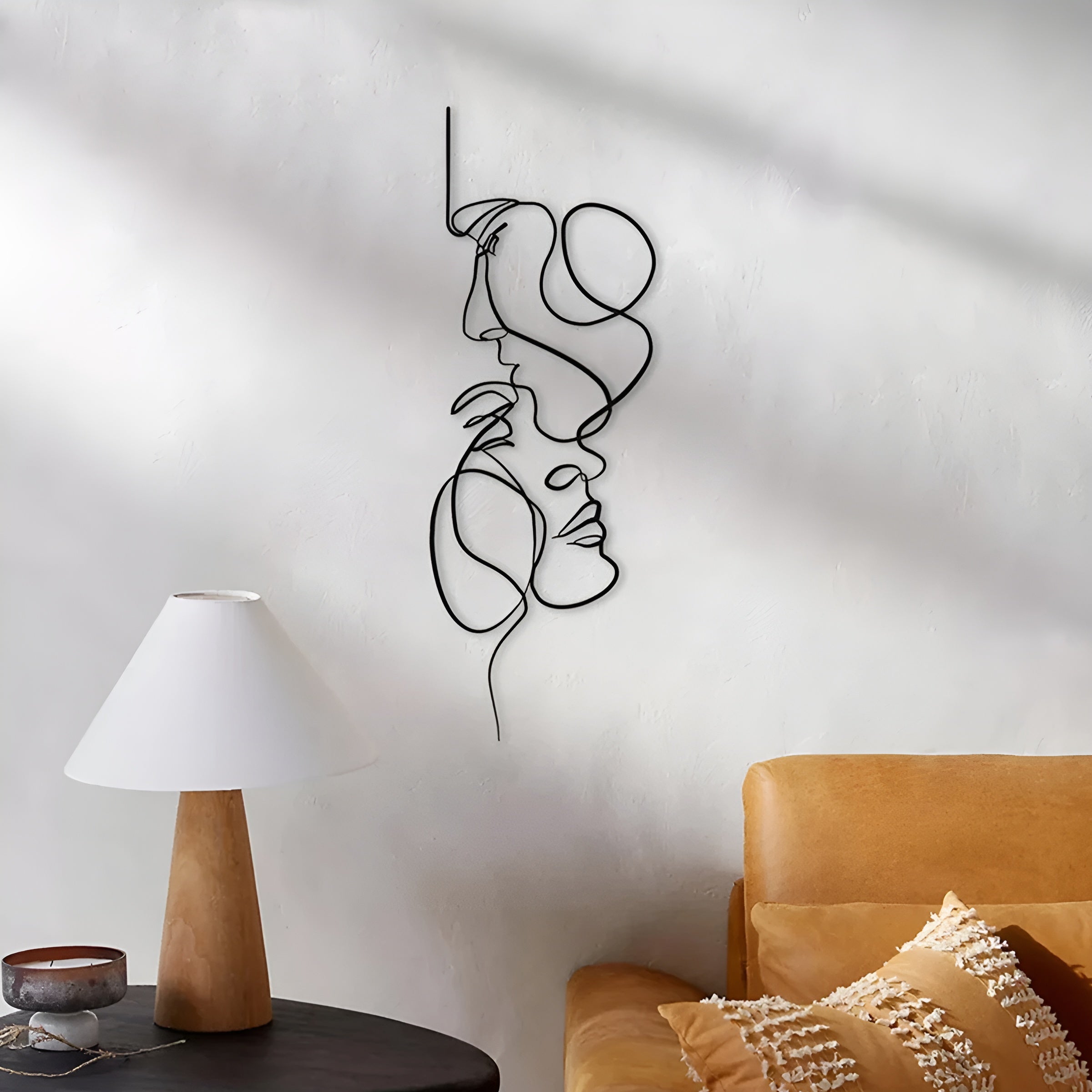 Graceful Lines - Einzigartige 3D-Wanddekoration aus Metall für minimalistische Wohnungen