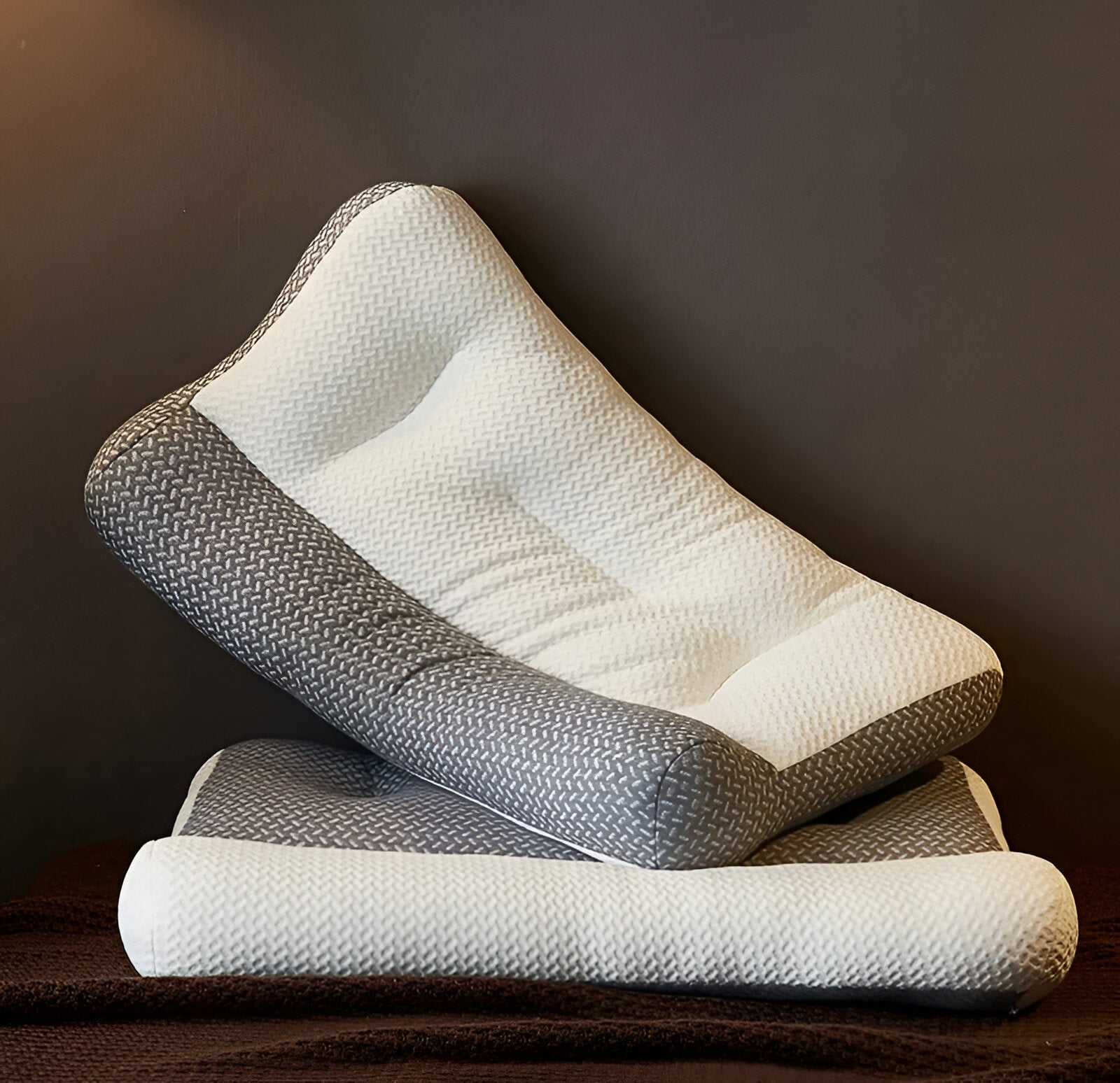 PolyePlush - Ergonomisches Nackenkissen für entspannten