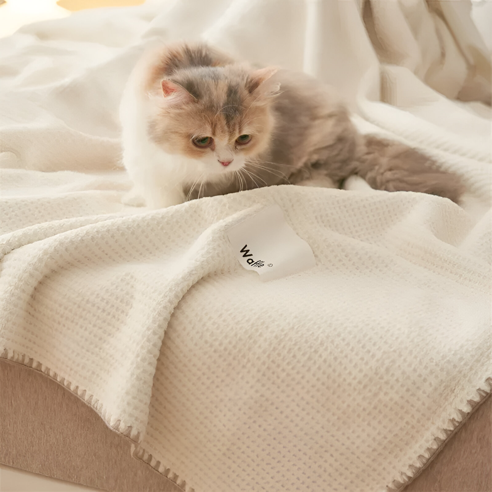 Milky - Waffel Plaid - Doppellagige Fleece Decke aus