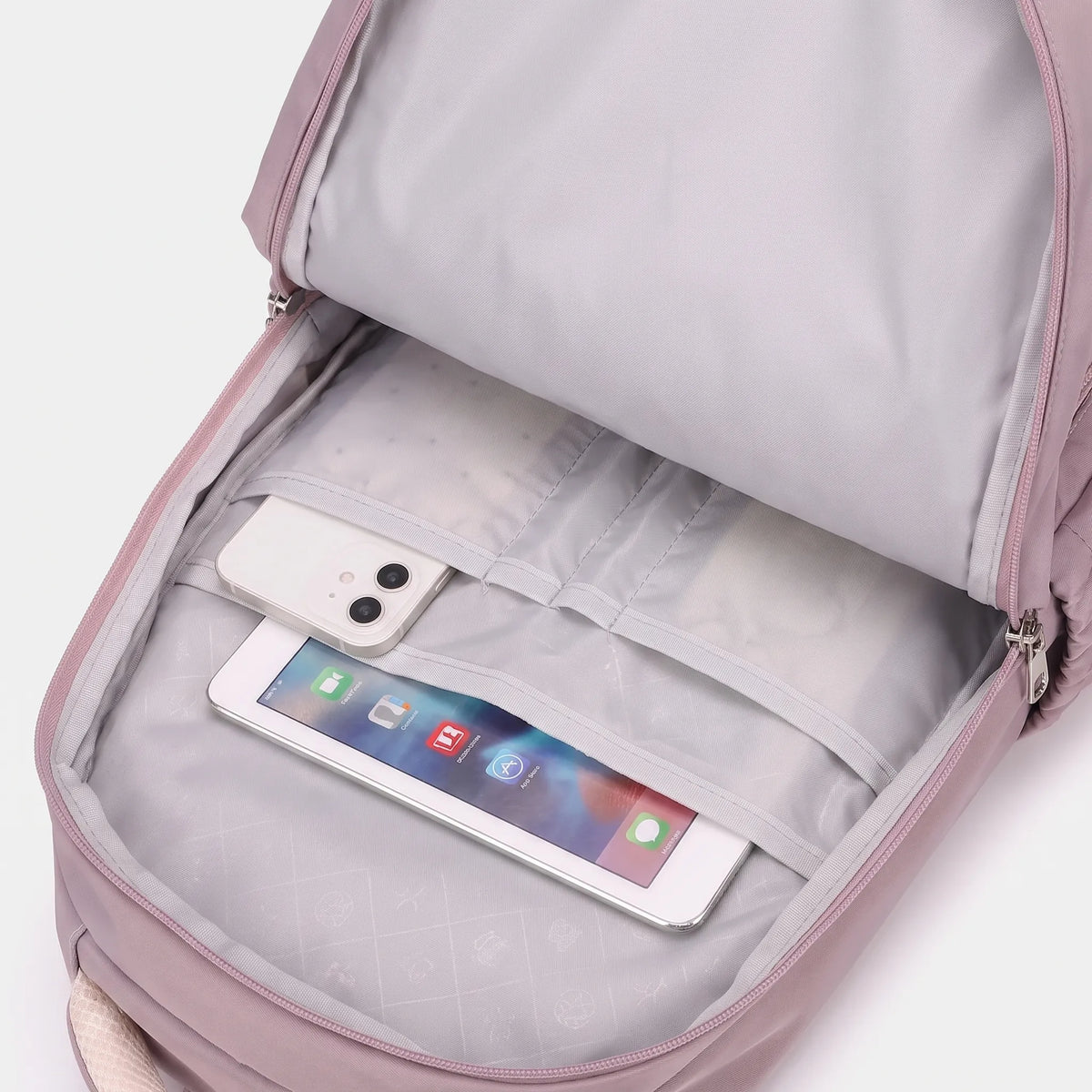 TrekPouch - Rucksack mit mehreren Fächern und abnehmbarer Tasche