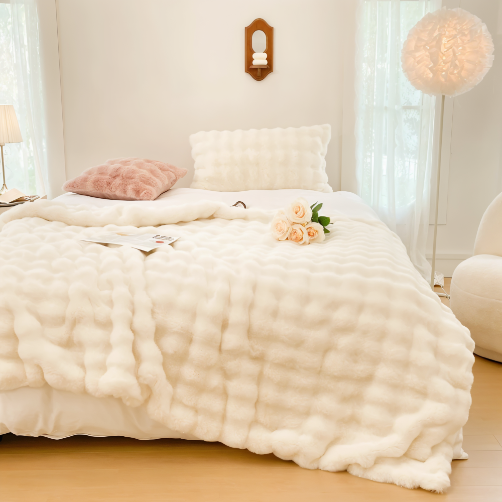 PlushHue - Plaid - Kuscheldecke Kunstfell-Optik superweich &