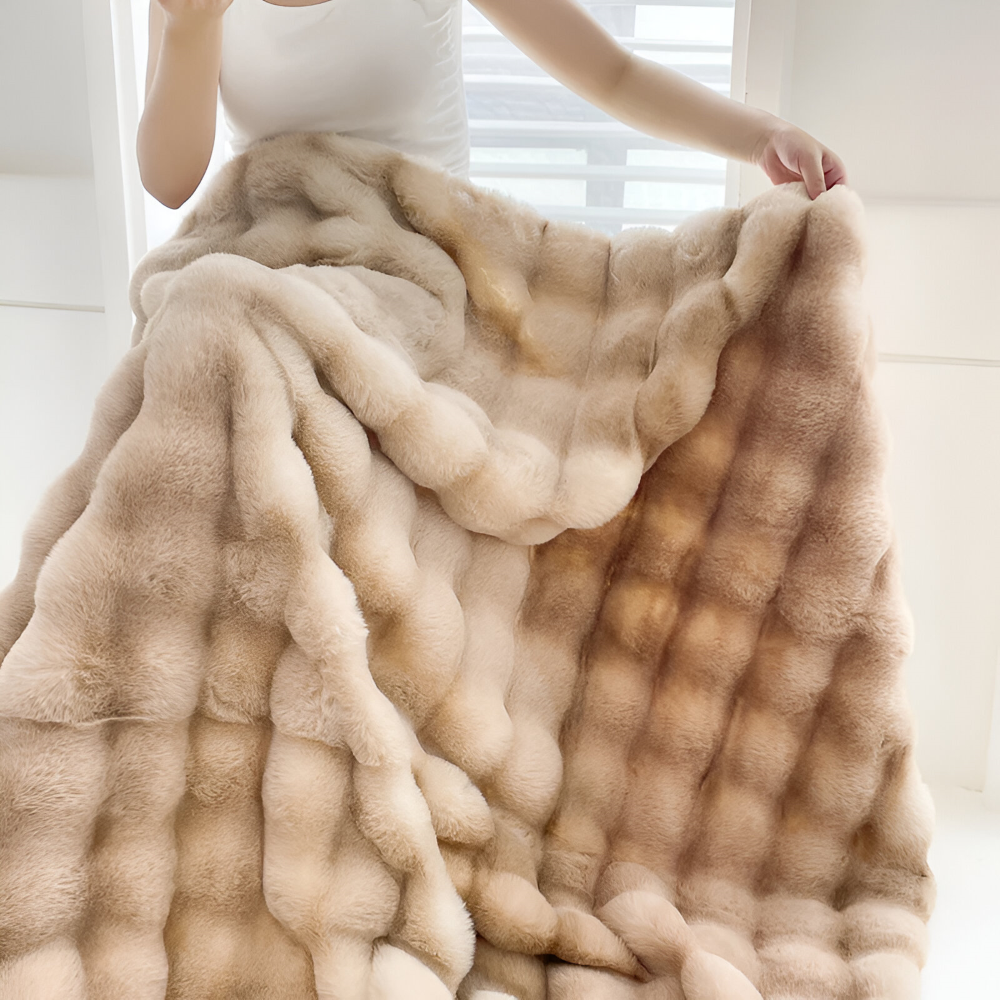 PlushHue - Plaid - Kuscheldecke Kunstfell-Optik superweich &