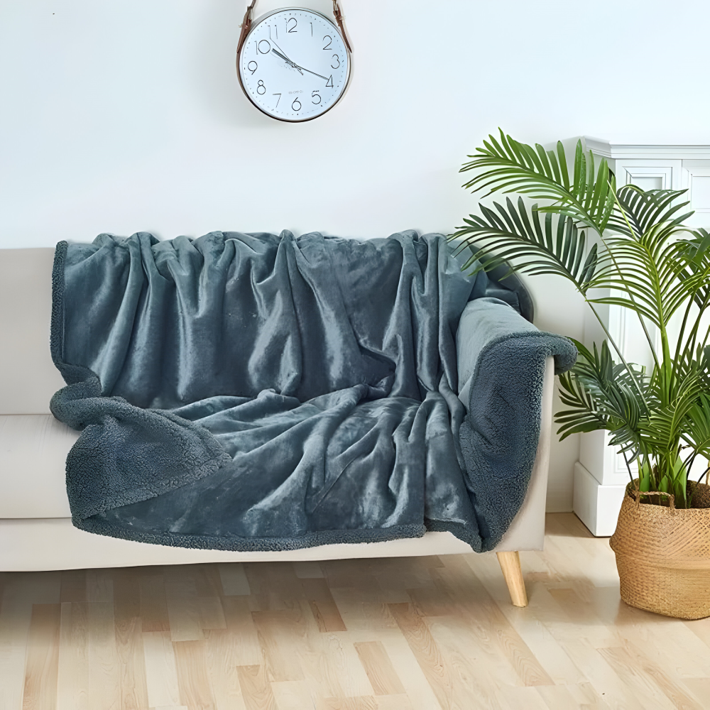 Polyesterplüsch - Mikrofaser Kuscheldecke wasserdicht
