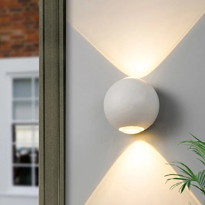 Kugelform - Aluminium-Wandleuchte, Kugelform, Schutzart IP65