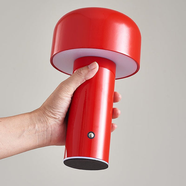Pivo - Kabellose Pilz-Tischleuchte im italienischen Design