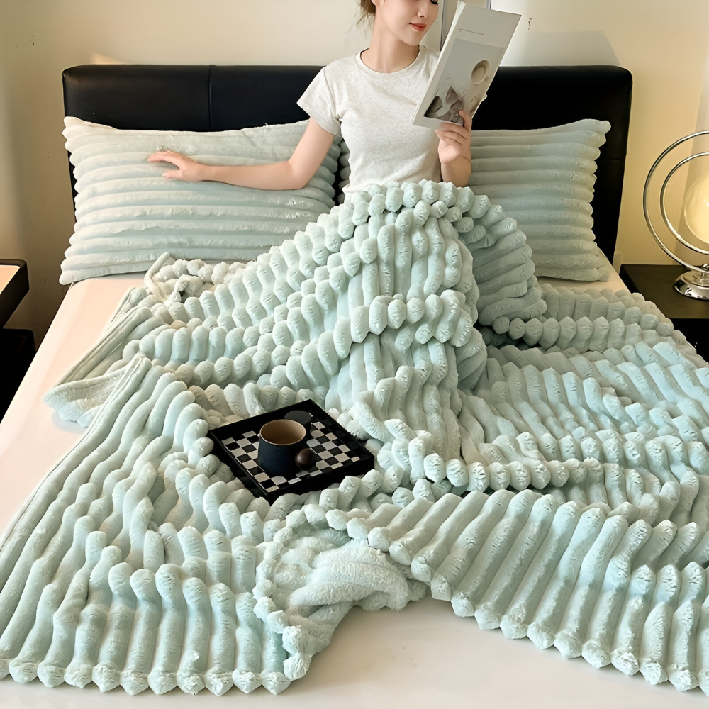 Fleece - Kuscheldecke gestreift aus Polyester