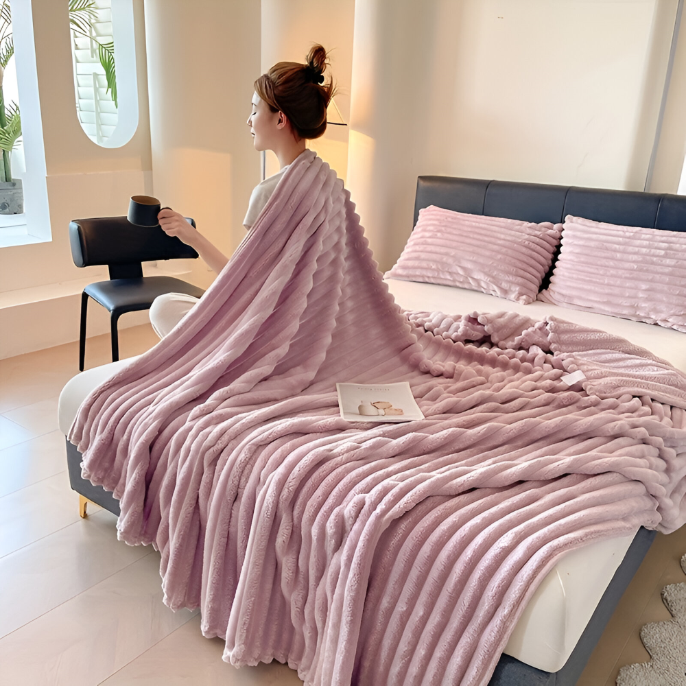 Fleece - Kuscheldecke gestreift aus Polyester