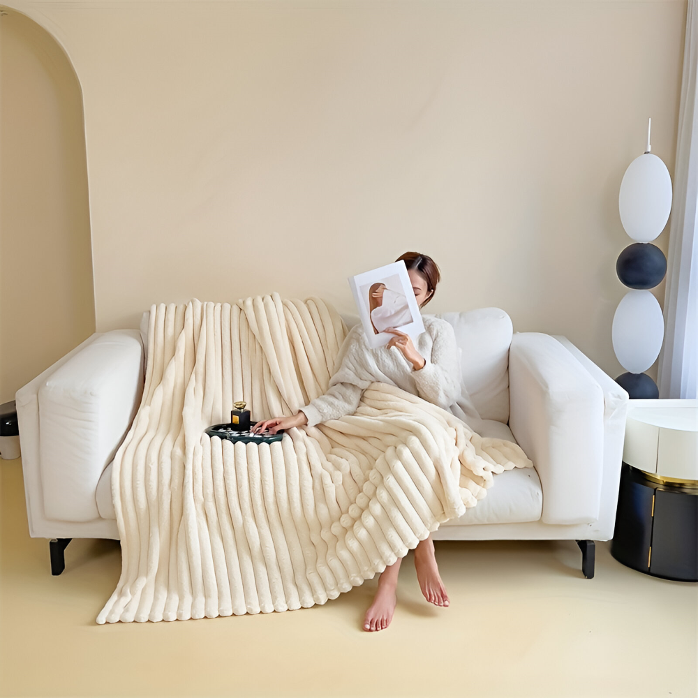 Fleece - Kuscheldecke gestreift aus Polyester