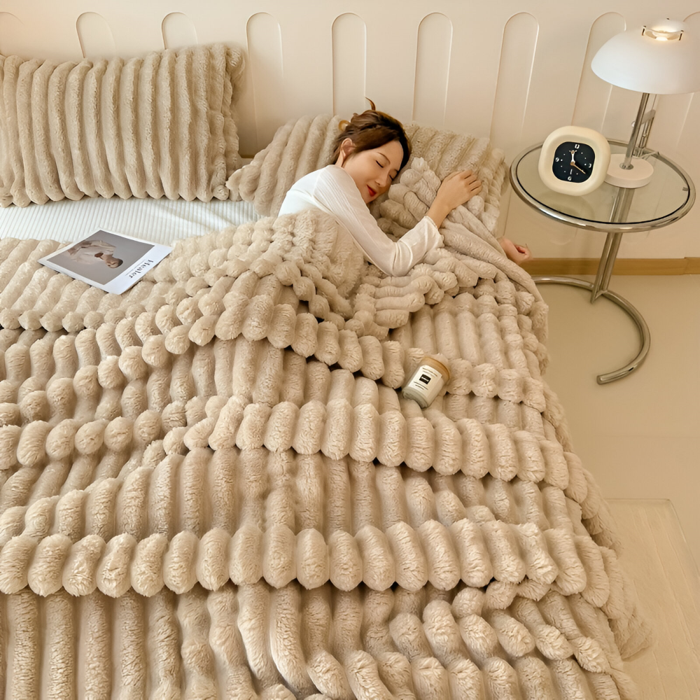 Fleece - Kuscheldecke gestreift aus Polyester