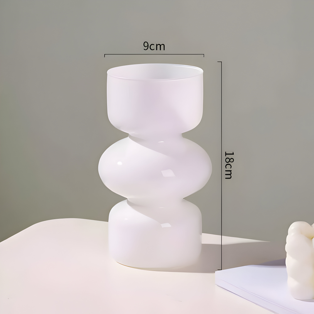 Vielseitige Nordic Glasvasen in verschiedenen Farben für stilvolle Dekoration