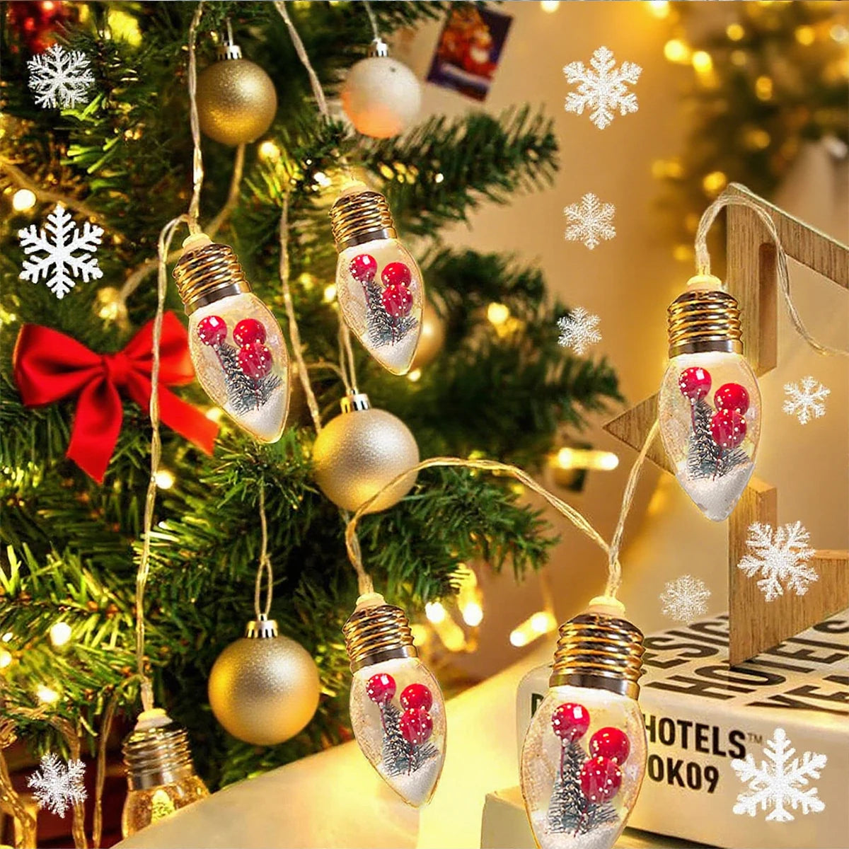Girla - LED-Schneekugel-Lichterkette mit Weihnachtsbaum und