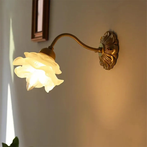 Wallix - Vintage-Wandleuchte aus Kupfer mit Glasblüte