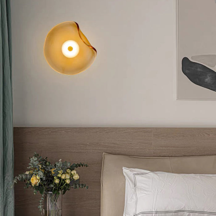 Murena - Dekorative LED-Wandleuchte mit bernsteinfarbenem