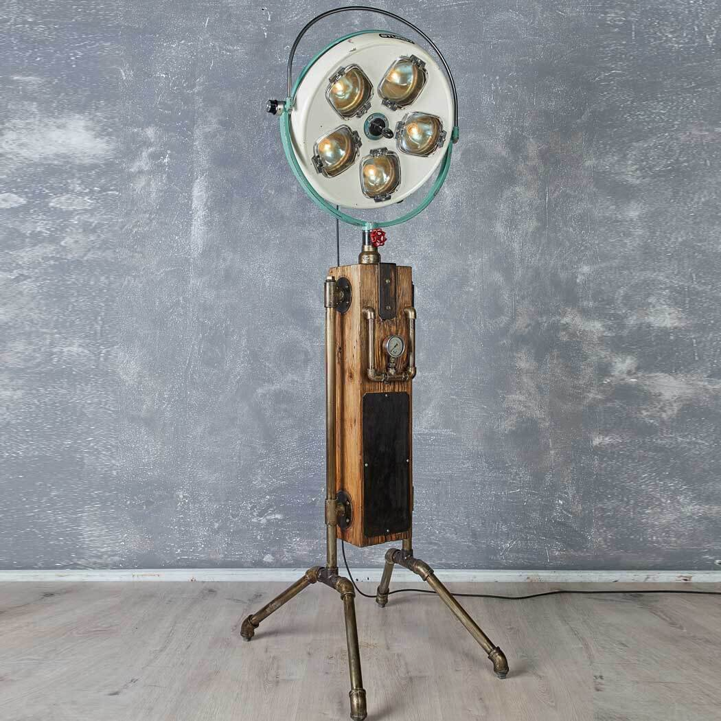 Schweine - Goldene Schweine - Stehlampe, antike