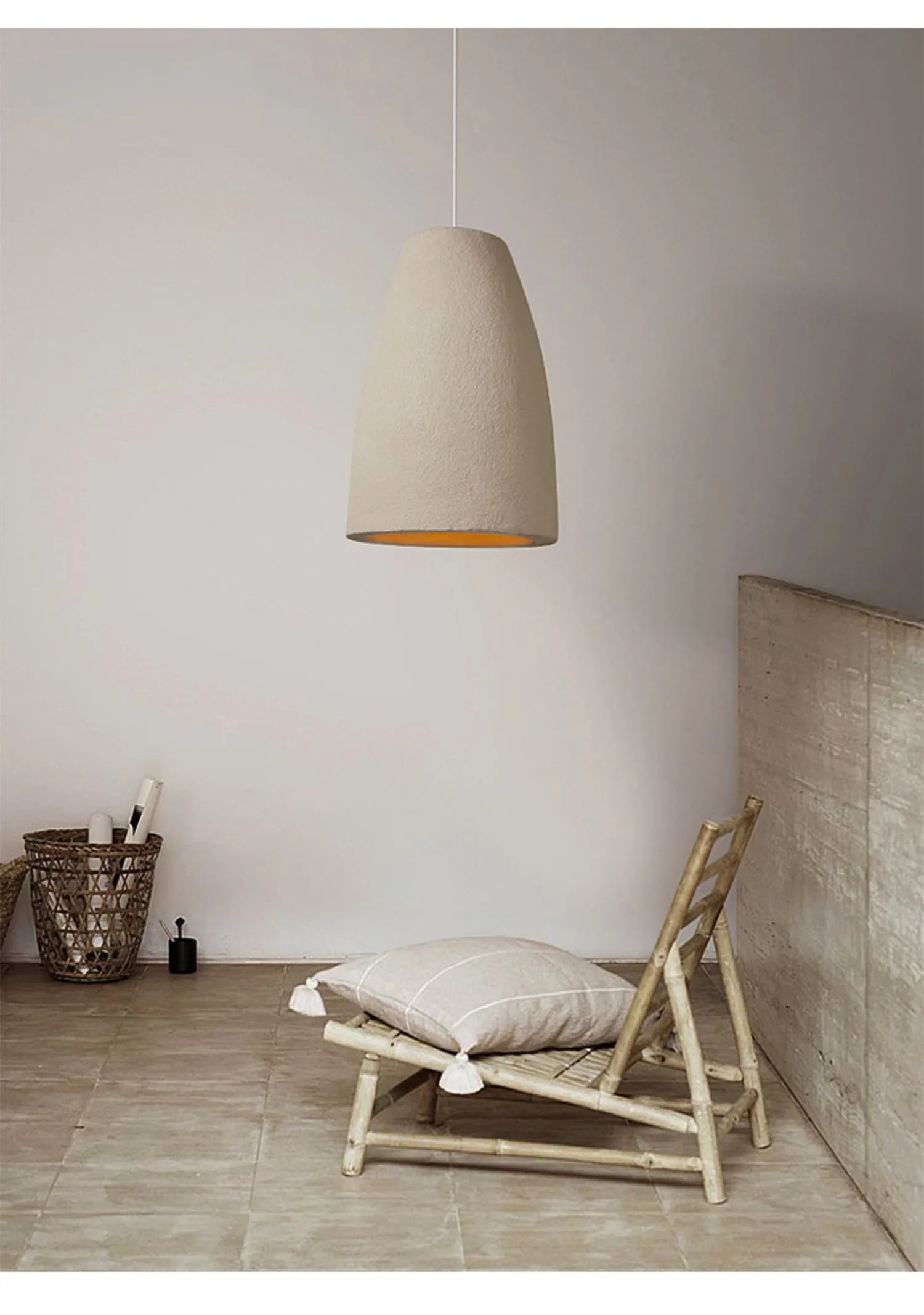 Celira - Moderne Pendelleuchte aus Polymer und Eisen