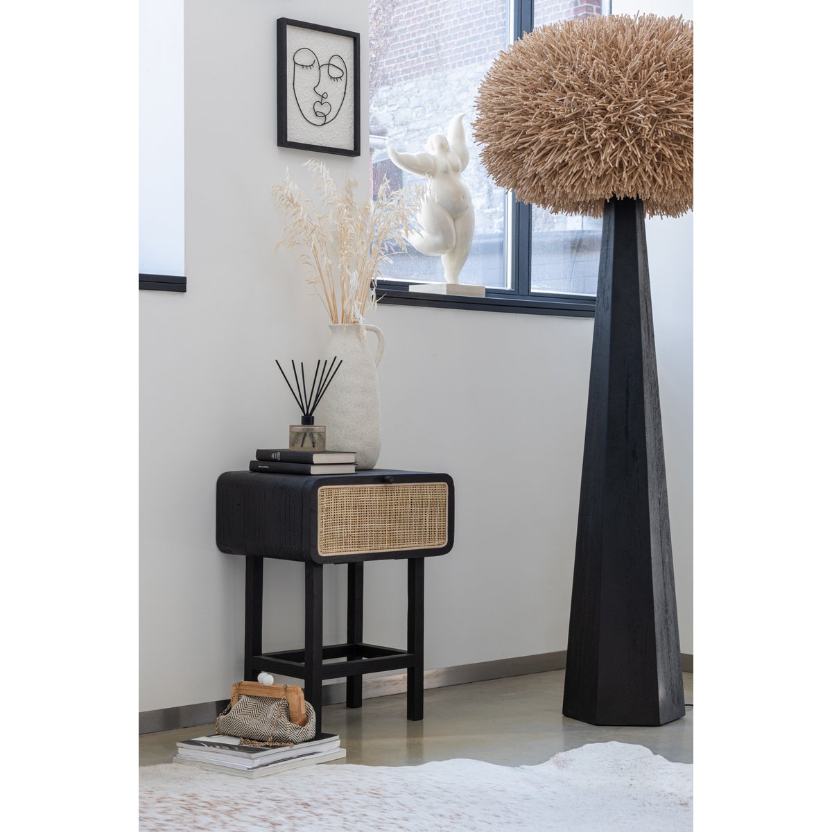J-Line - achteckiger Lampenfuß aus Holz in Schwarz