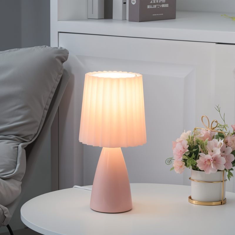 Funktionale - LED-Tischleuchte im Mid-Century-Stil