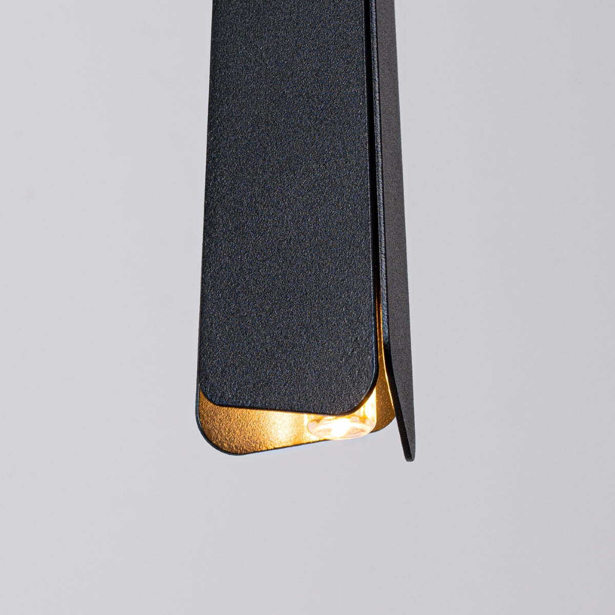 PRYSM - 3-flammige Pendelleuchte, Stahl schwarz, 45 x 5 x