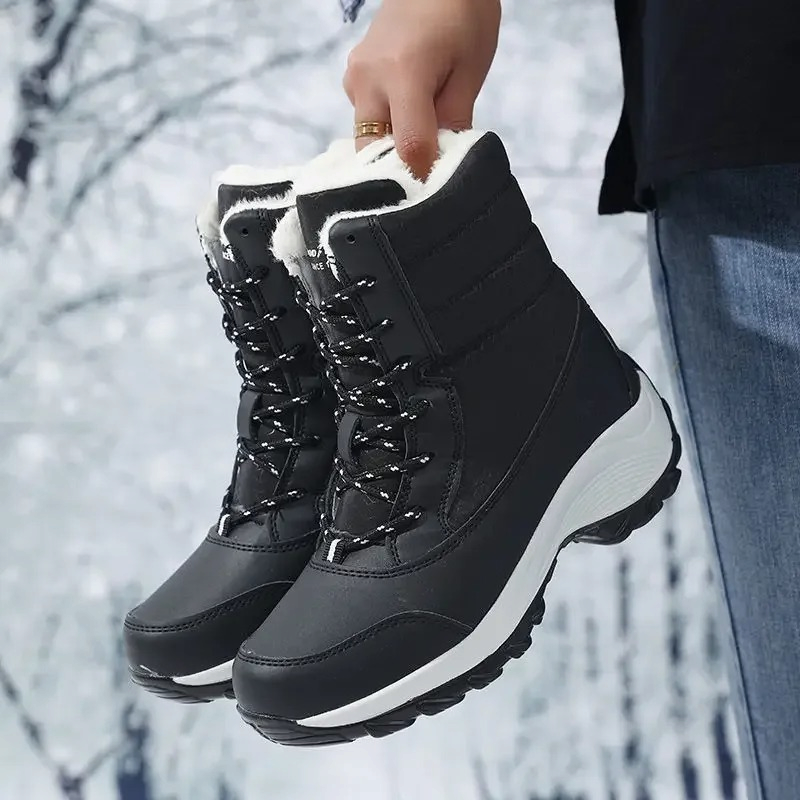 FrostTrek - Damen Winter Schneestiefel mit Plüschfutter und Plateausohle