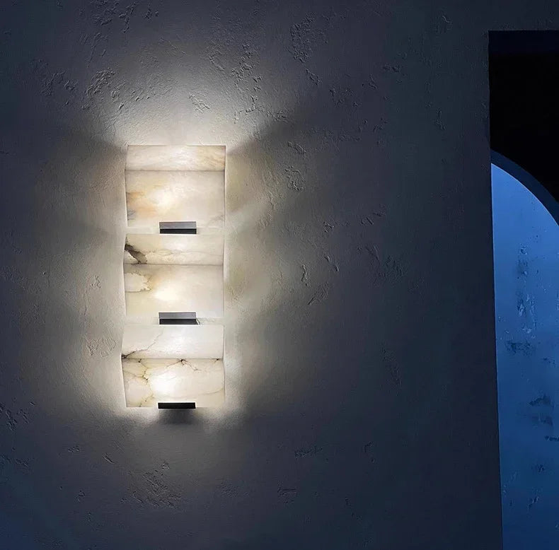 Nebula - LED Wandleuchte aus Naturmarmor
