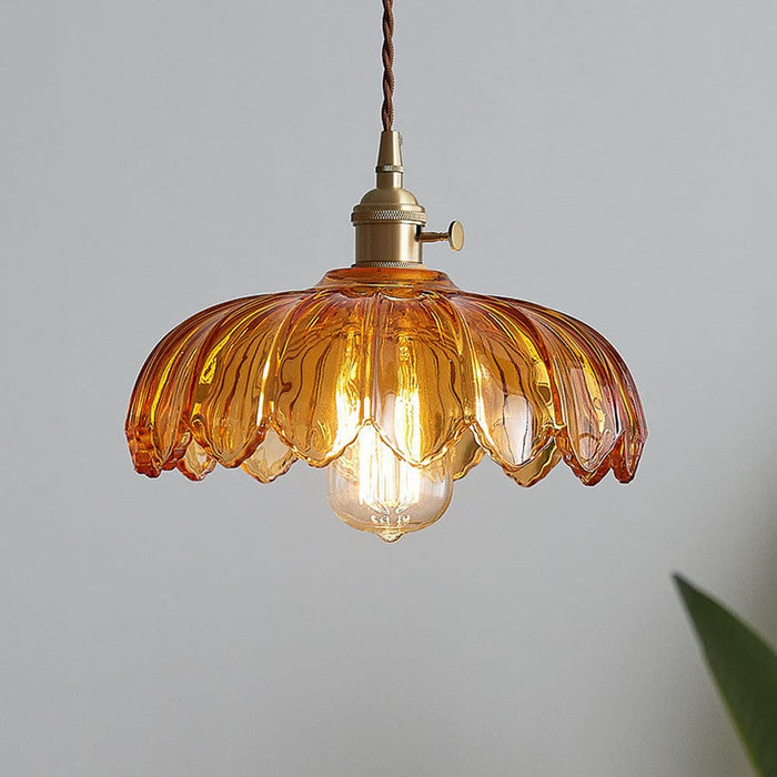 Aurela - Vintage-Pendelleuchte in Glasblume mit Blaseneffekt