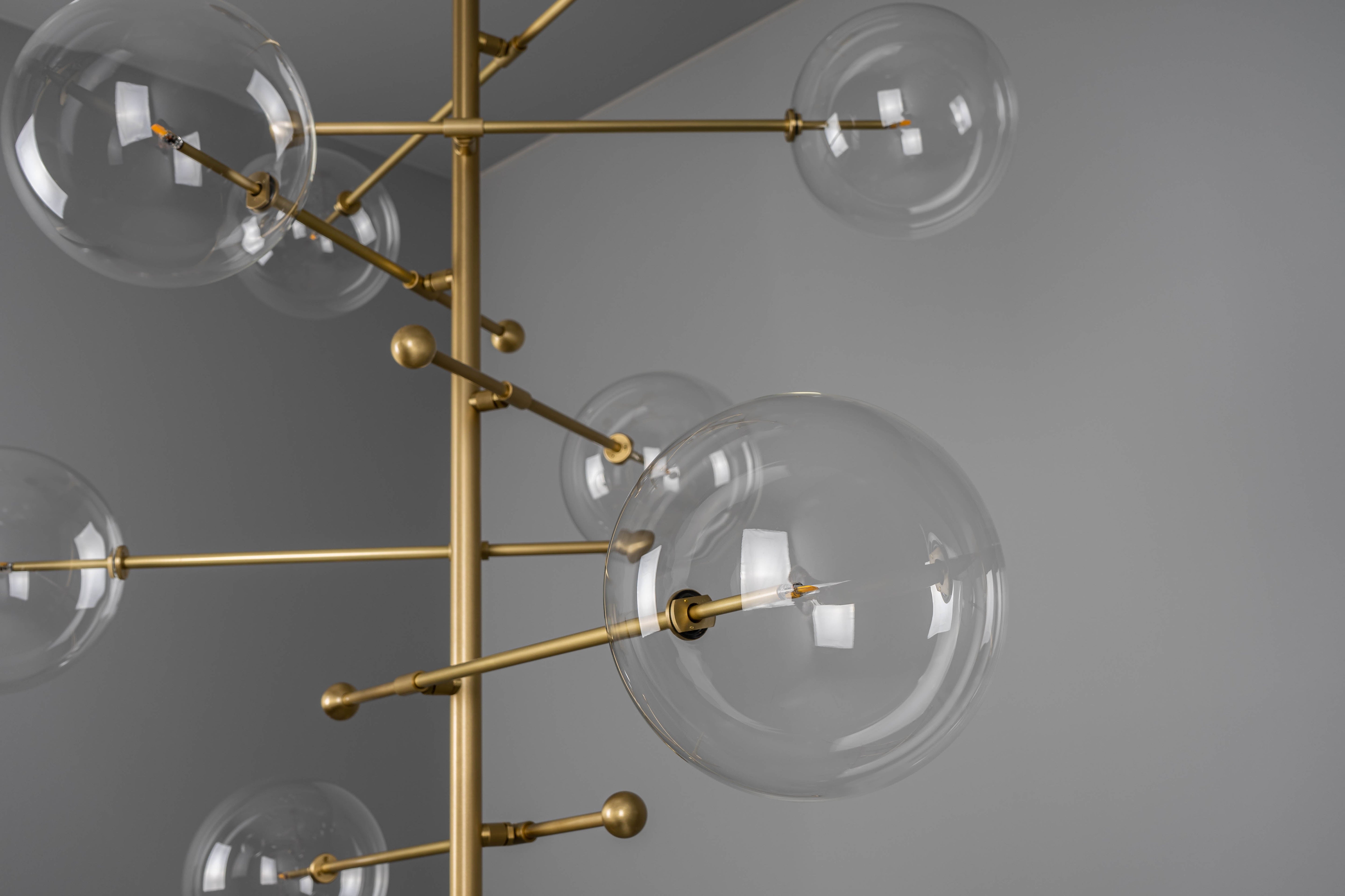 Orbita - Designer-Kronleuchter mit 12 Armen