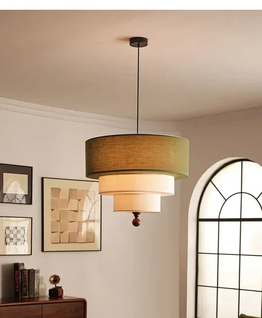Polara - Boho-Hängeleuchte aus Stoff in Grün/Beige mit Holz-