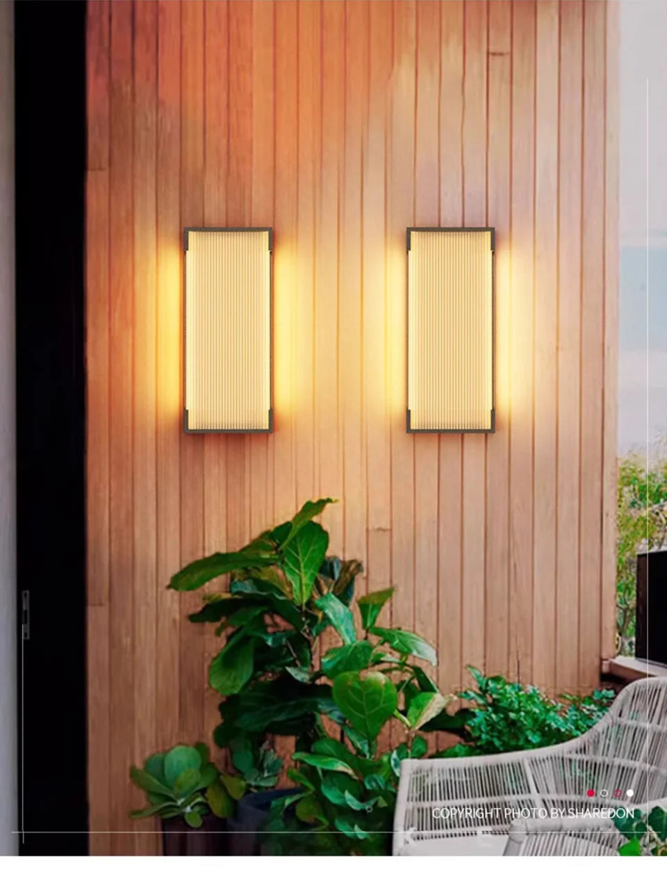 Aussenia - Solar-Wandleuchte aus Edelstahl