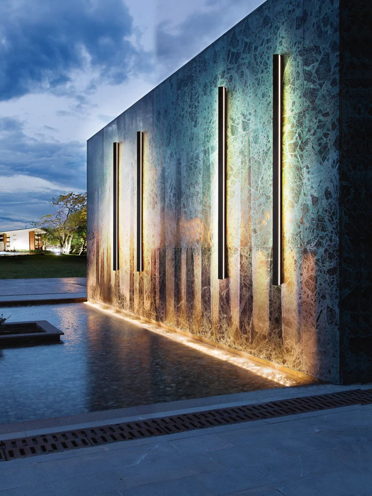 Lumera - LED-Wandleuchte, schwarzes Acryl