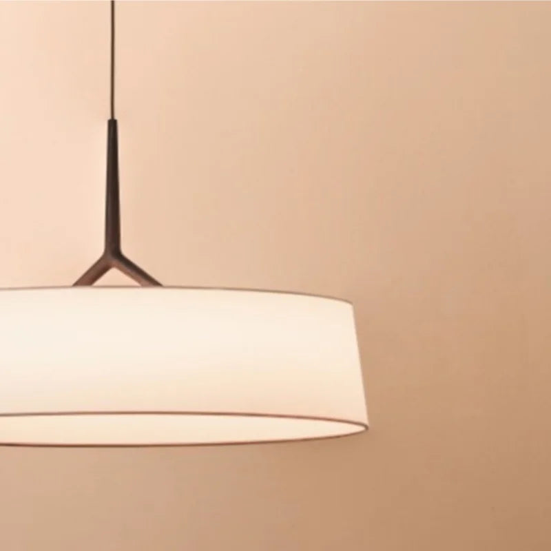 Minimalistische - LED-Pendelleuchte mit Stoffschirm