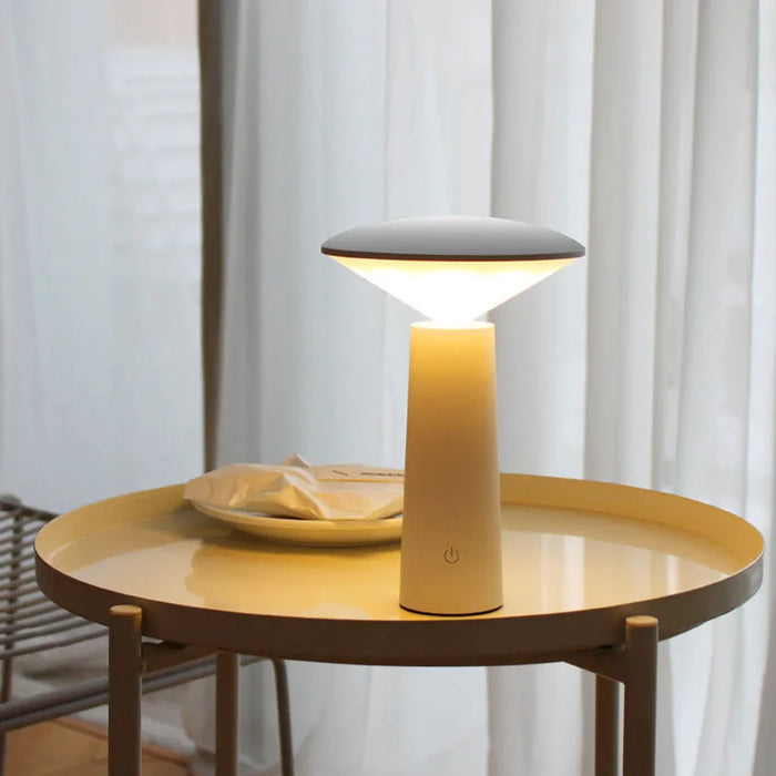 Wireless - table lamp with remote control