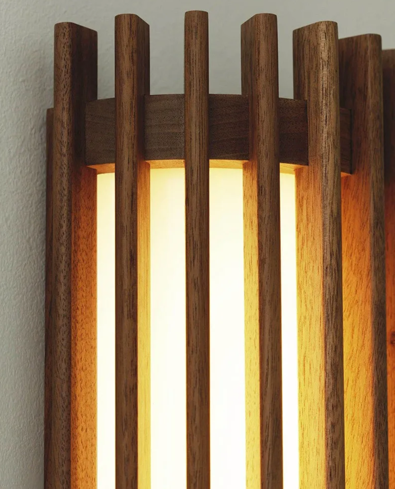 Walnussoptik - Wabi-Sabi-Wandleuchte, Walnussoptik