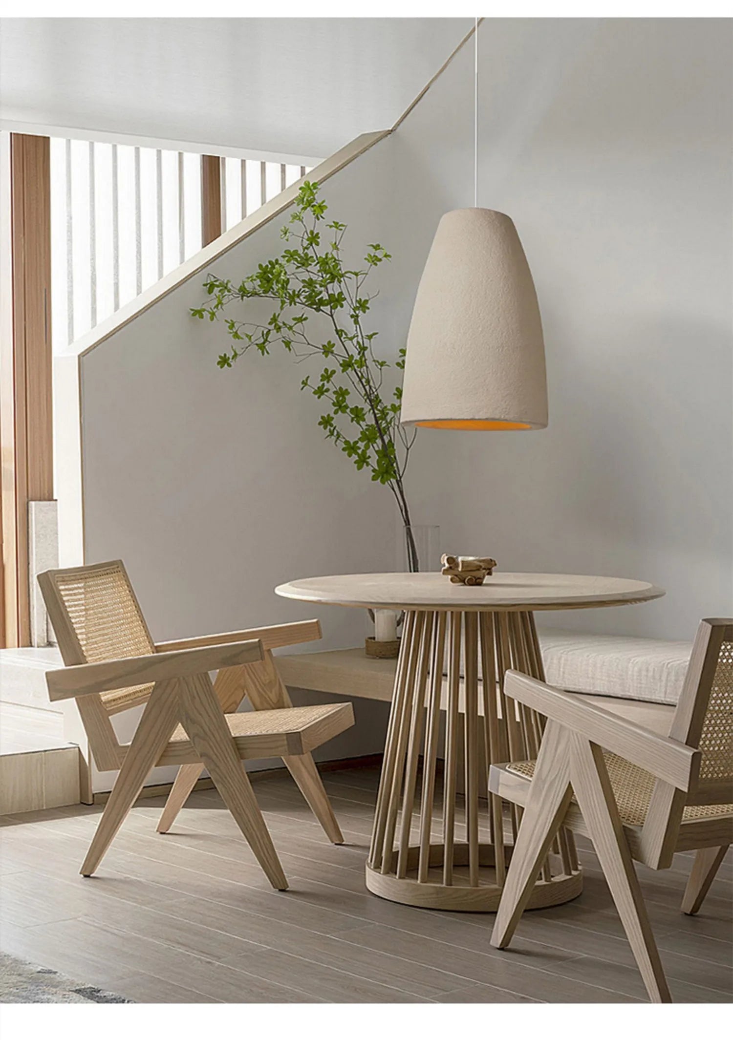 Celira - Moderne Pendelleuchte aus Polymer und Eisen