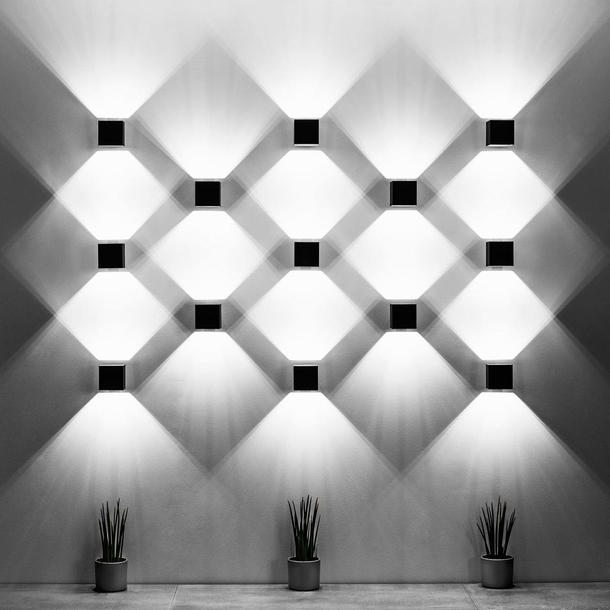 Murio - QUAD 1 Wandleuchte, grau, aus Aluminium