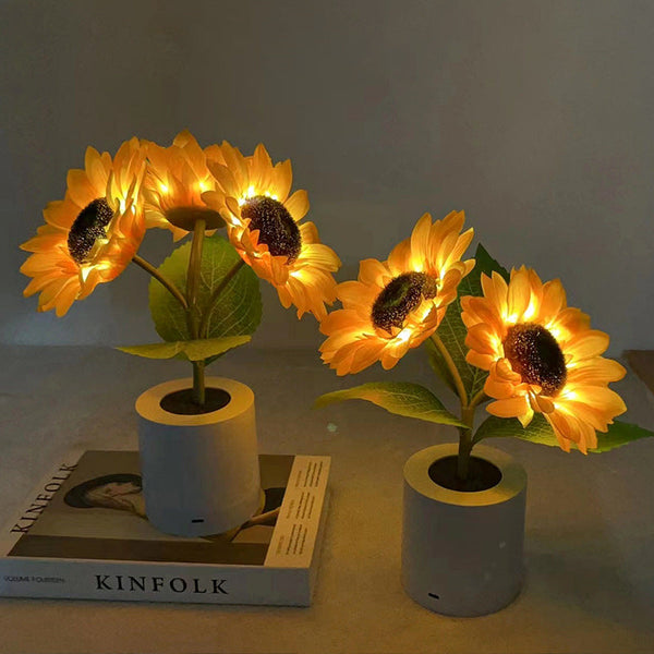 Sonnenblumenförmige - LED-Tischleuchte mit warmem Licht