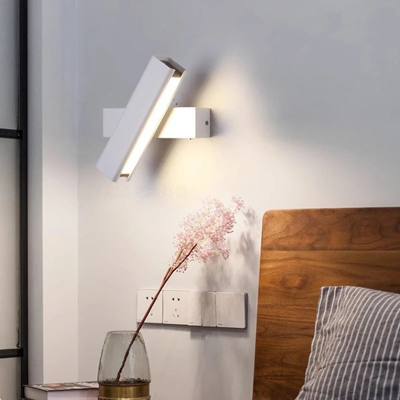 Drehbare - LED-Wandleuchte im skandinavischen Design aus
