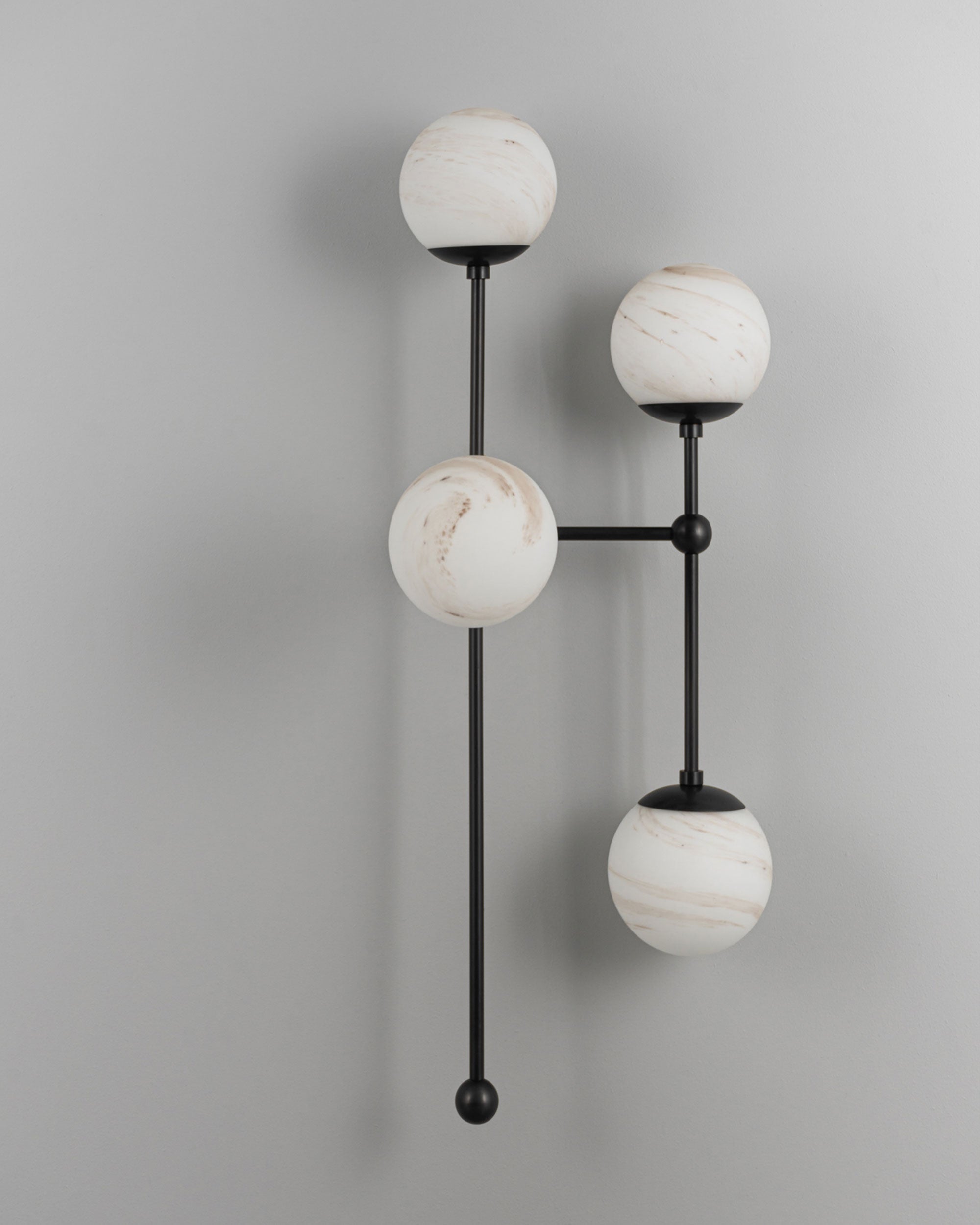 Schwung - Lighting - Armstrong 4R Leuchte aus Metall und