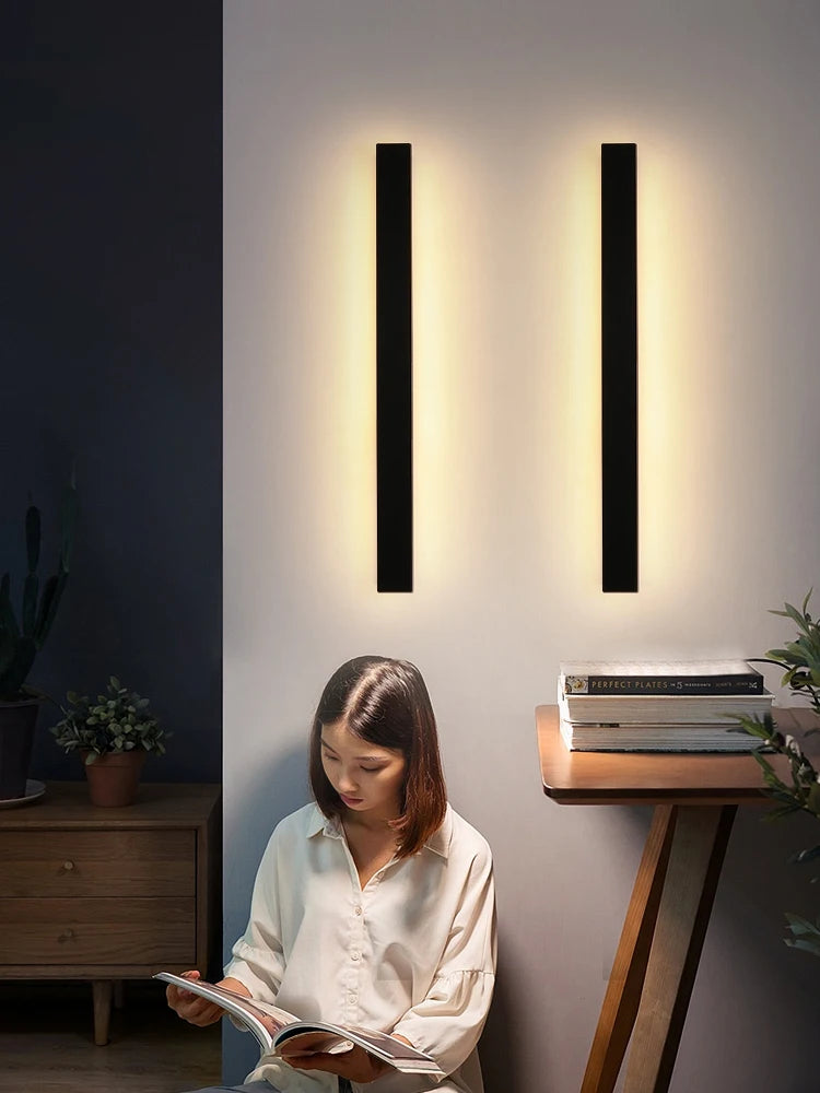Lumera - LED-Wandleuchte, schwarzes Acryl