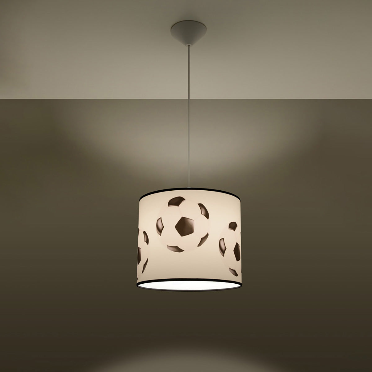 Stella - Deckenleuchte fürs Kinderzimmer, Fußball-Design